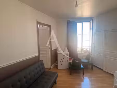 studio 2 pièces 27 m²