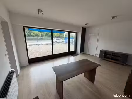 local commercial