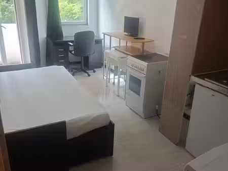 studio 20 m 2