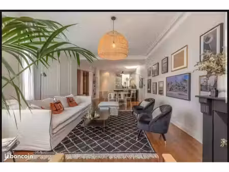 ◊ rare – maison 230 m² rénovée – jardin public / chartrons