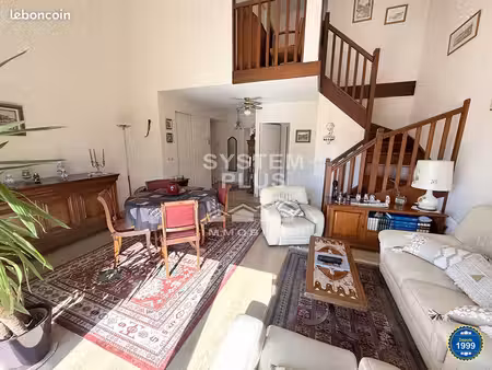 duplex 4 pièces 92 m²
