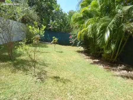 2 bungalows + 2 piscines – 702 m² – fort potentiel locatif