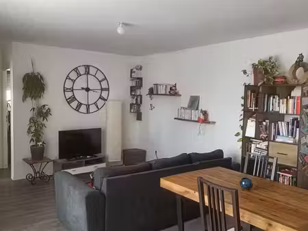 superbe t3 récent