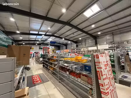 local commercial 948 m²