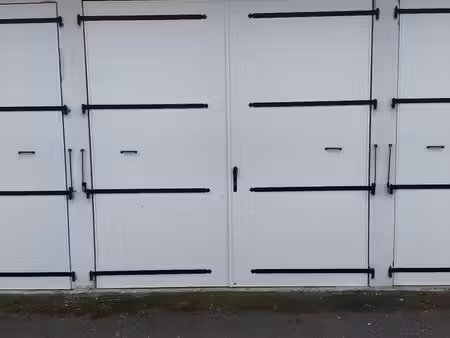 a vendre garage ferme quartier la vacherie a rochefort