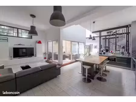 maison 5 pièces 175 m²