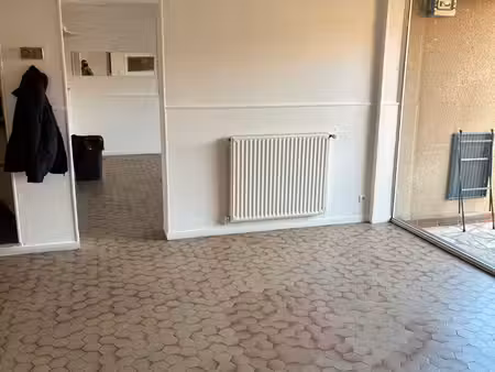 local commercial