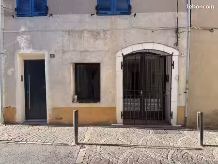 local commercial