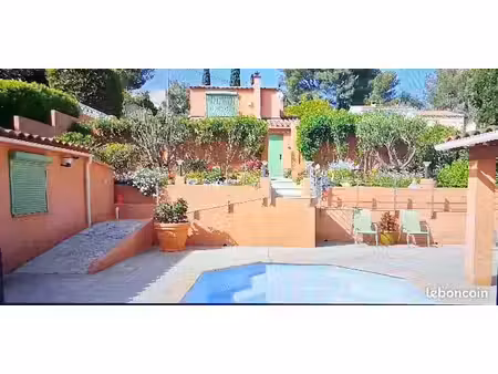villa 6 pièces 142 m²