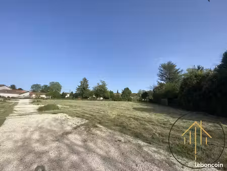 terrain 621 m² barbezieux-saint-hilaire