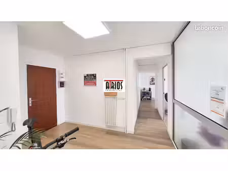 bureaux 58 m² toulon