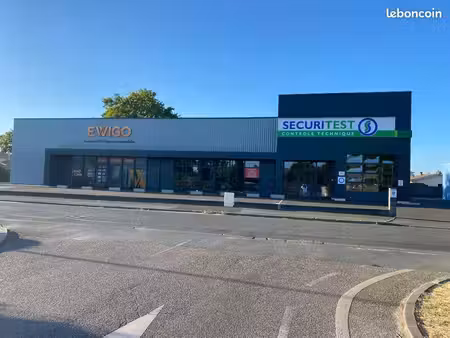local commercial
