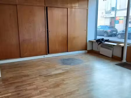 local commercial à louer – le raincy (93)