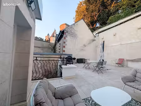 bourges centre historique – maison 135 m² avec terrasse de 52 m² et vue sur le palais jacq