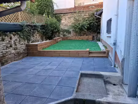 belle maison tulle avec 2 garages et terrasse jardin