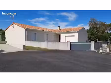 maison 121 m² – 4 chambres – terrain 800 m² – fléac