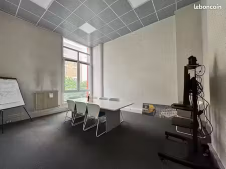 bureau 1 029 m²