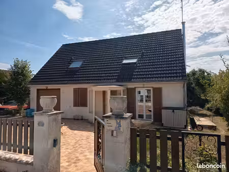 vends maison à saint germain du puy