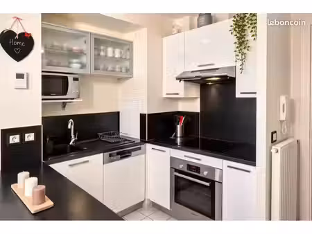 duplex lumineux à 1 min du lac de créteil – 203 000