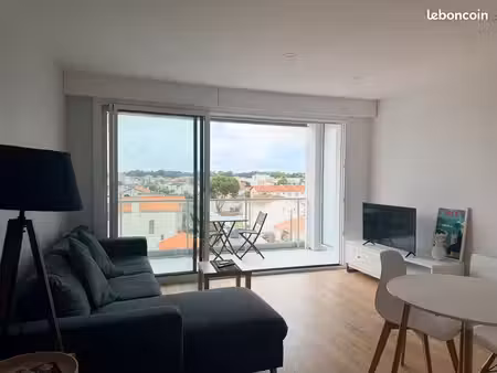 proche marché - appartement refait à neuf