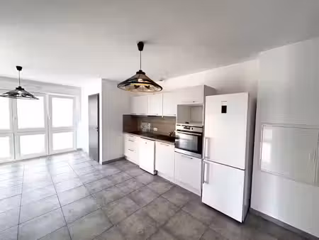 location appartement 3 pièces 58.3 m² à yutz (57970)  1 240 €