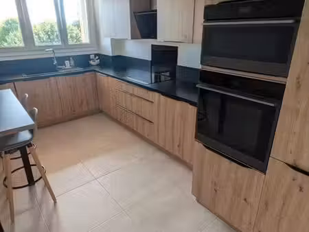 appartement lumineux de 87m2 refait à neuf