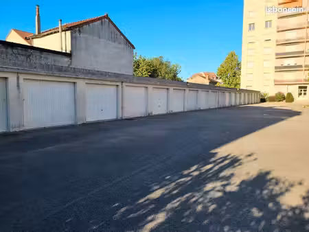recherche garages en extérieur