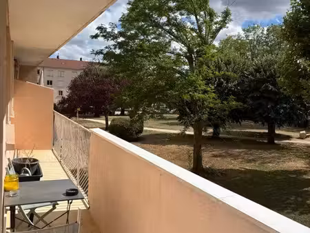 appartement rénové proche carrière bacquin et avenue victor hugo