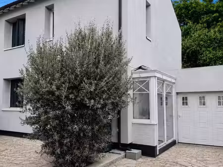 maison 83 m² entièrement rénovée – 3 chambres – dpe c – créteil pointe du lac