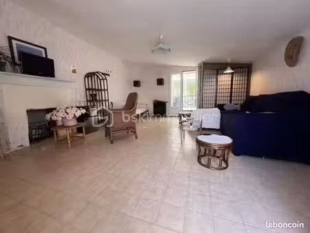 maison 5 pièces 93 m²