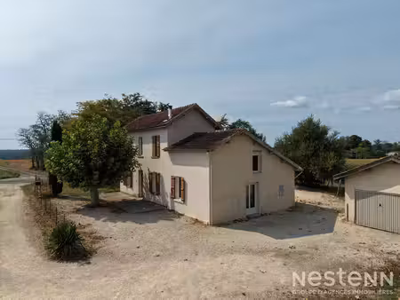 à vendre maison de 128 m² avec terrain de 1 966m² et garage à sainte-maure-de-peyriac