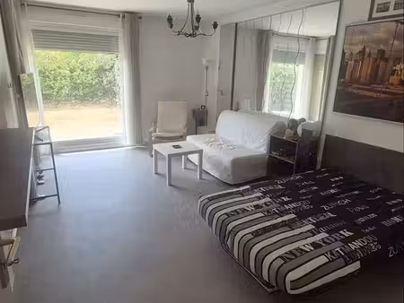appartement - rdc - 61 37 m2 - 3 pièces - non meublé