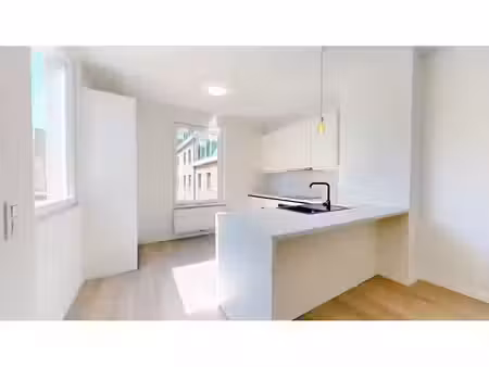 duplex à louer à rue jourdan 29 saint-gilles (vbe64315)