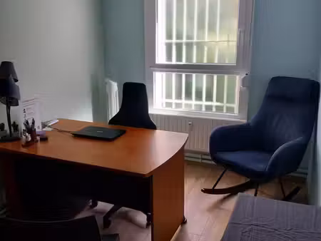 bureau commercial