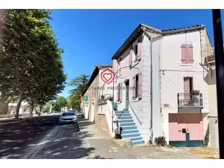 maison de village avec garage et jacuzzi