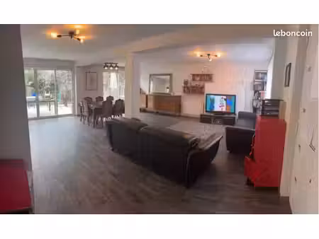 créteil - rue de brie - pépite 150m² de 2020 - 4 chambres  terrasse 45m²  jardin - 2 parki