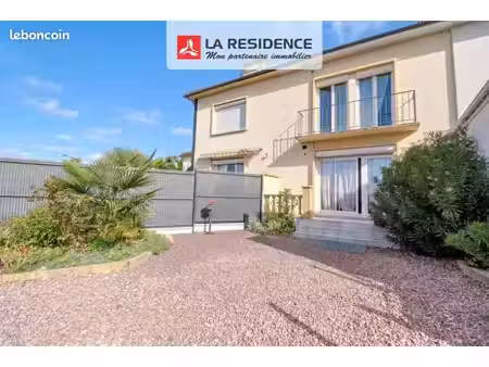 maison de ville 5 pièces 104 m²