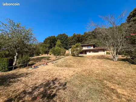 maison de 105m2 sur terrain de 2510m2 à saint-jean-royans