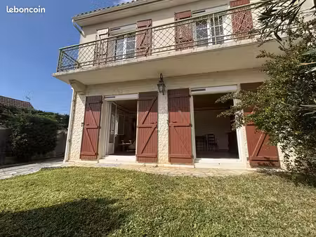 maison 8 pièces 181 m²