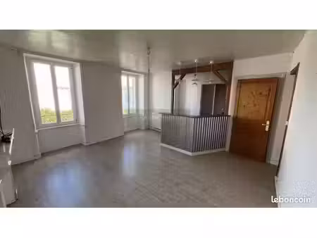 appartement 3 pièces 64 m²