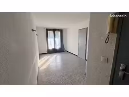 appartements 45 m² à garons
