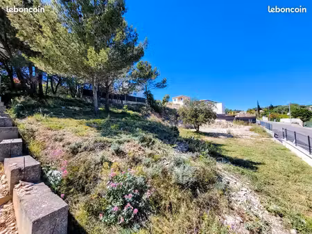 terrain 860 m² viabilisé - libre constructeur