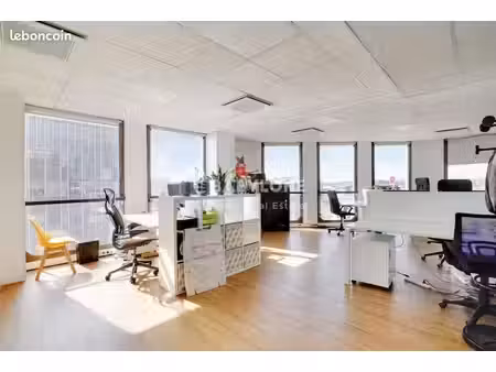 bureau 359 m²