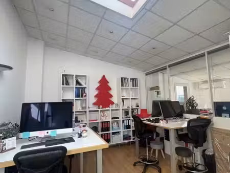 bureaux 49 m²