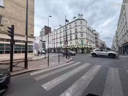 epicerie/primeur 53 m²