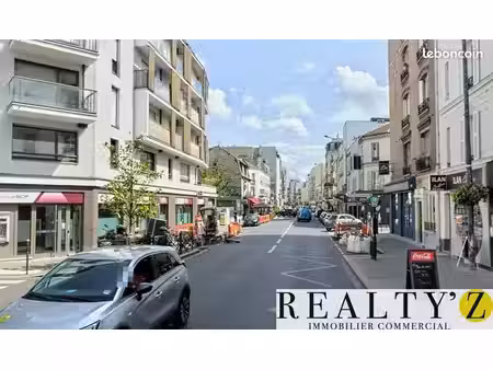 local commercial 100 m²