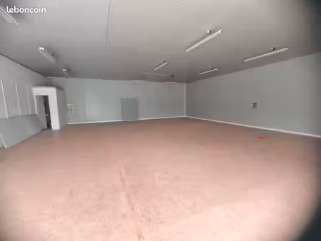 local commercial / d'activité modulable de 180 m² à 535 m² – l’isle-jourdain - dispo immed