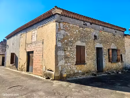 maison de vilĺage