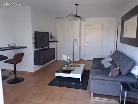 rare et beau t2 meublé - direct propriétaire