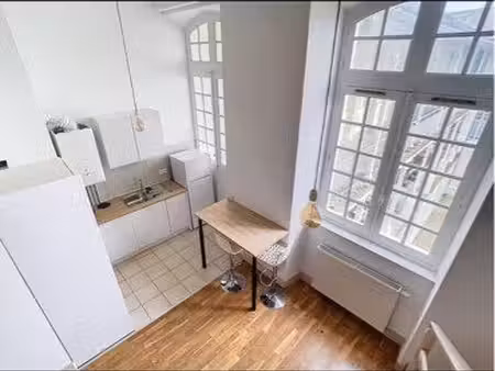 auch - duplex t2 - place de parking
